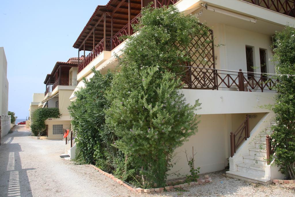 Апартаменты Two-Floor House Next To Sea Лоутраки Экстерьер фото